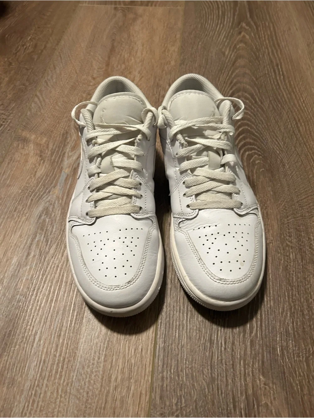White low Jordan one - Men’s size 8